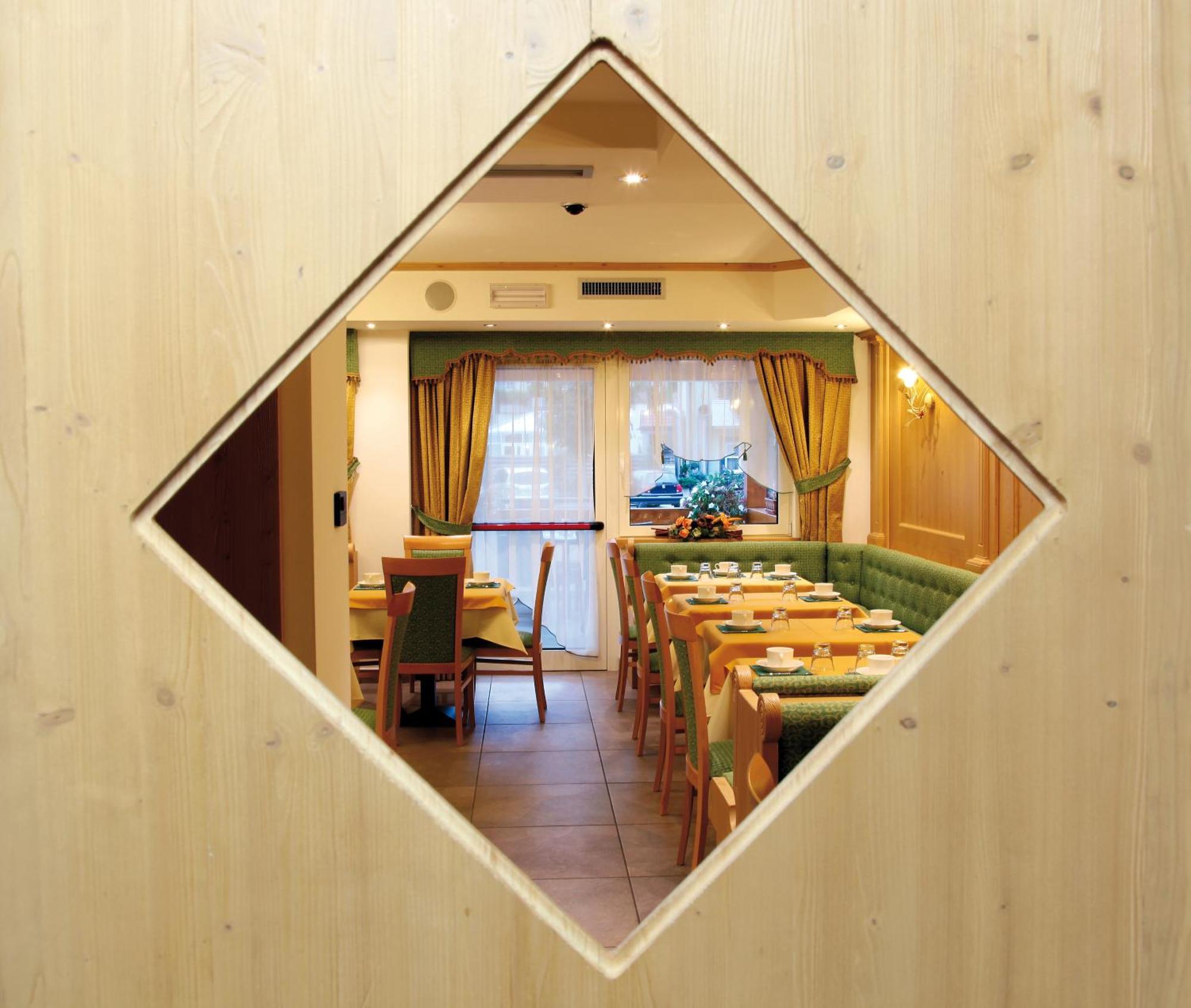 Hotel Gran Vacanze Rooms & Apartments Димаро Экстерьер фото