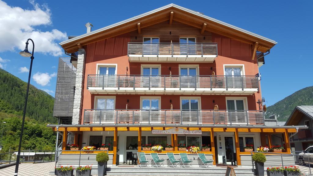 Hotel Gran Vacanze Rooms & Apartments Димаро Экстерьер фото